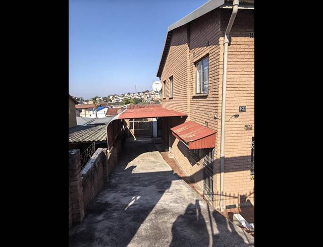 2 BEDROOM HOUSE FOR SALE IN WESTCLIFF